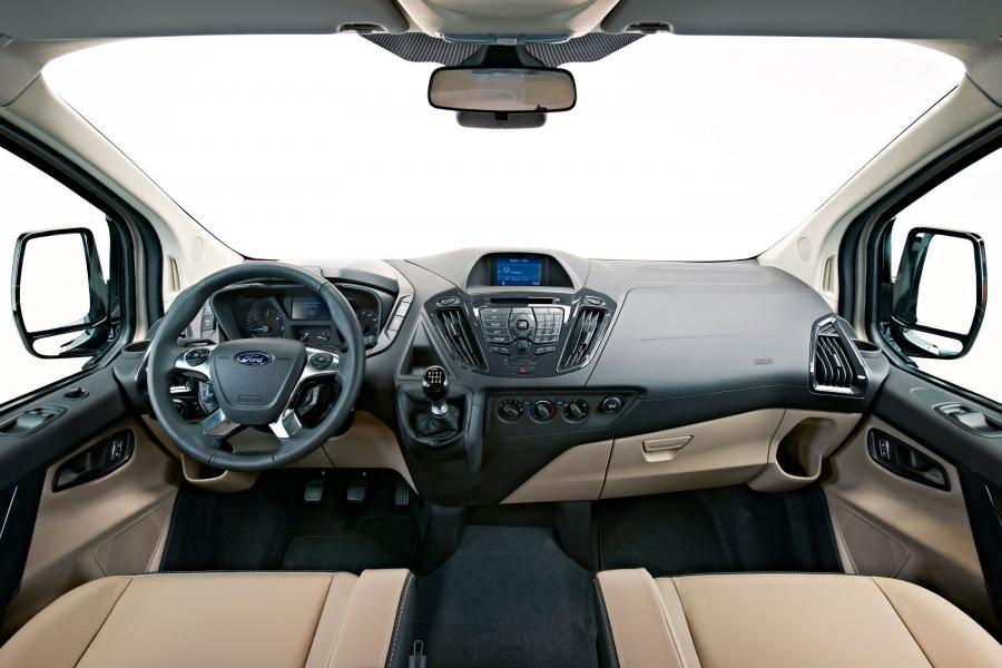  Ford Transit Tourneo Custom Concept 2012 года  (фото 14 из 24)